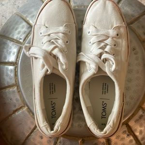 COPY - Toms off white sneakers size 8 never worn